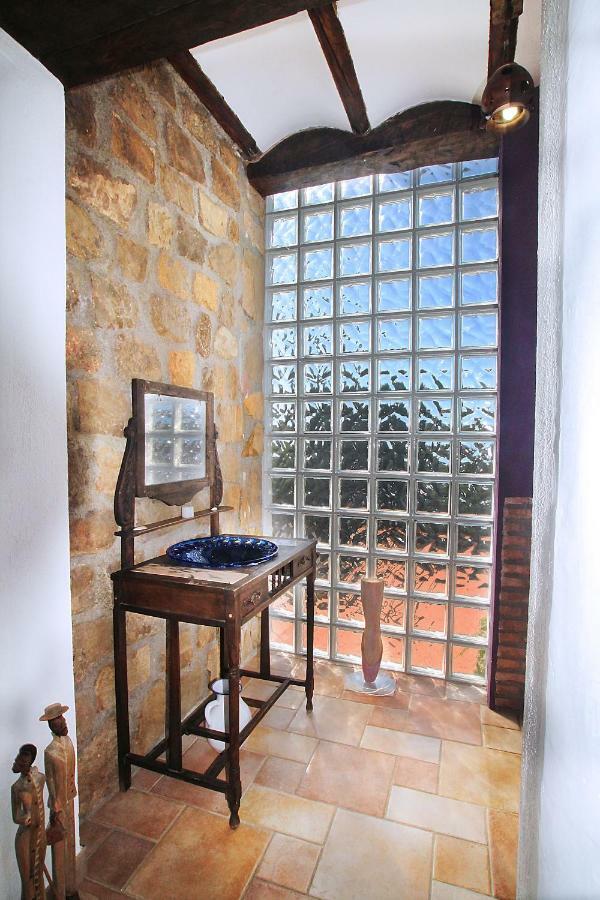 Encantadora Casa Con Piscina Privada Y Chimenea 파둘 외부 사진