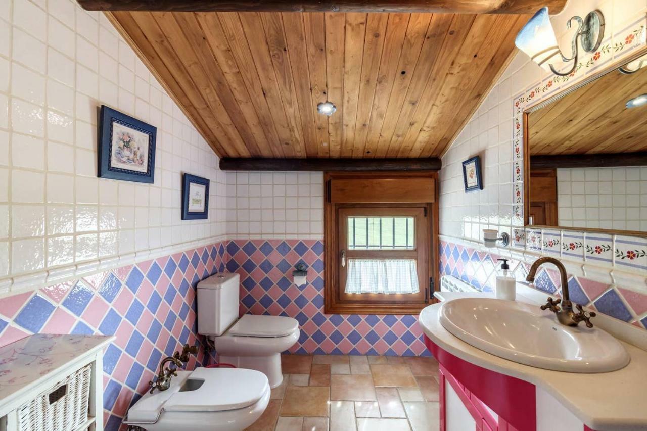 Encantadora Casa Con Piscina Privada Y Chimenea 파둘 외부 사진